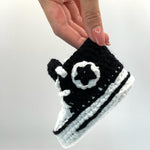 CHUCKS Black