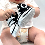 CHUCKS Black